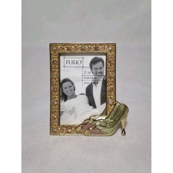 Furio Other - Vintage Furio Mini Picture Frame Gold Tone Rhinestones High Heels 2x3 inches